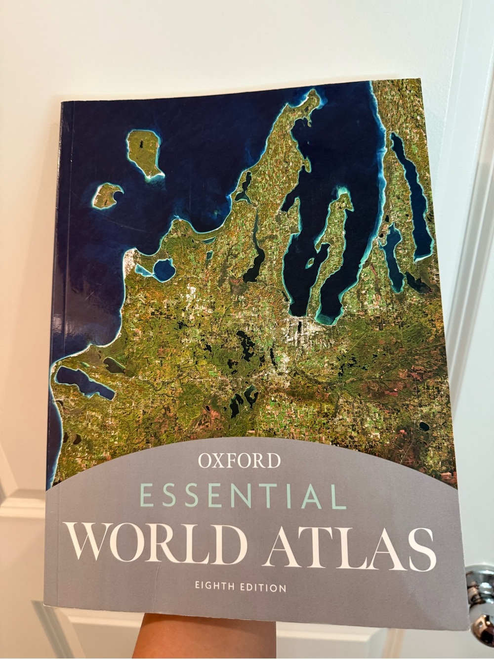 Oxford World Atlas - Blue and Green Cover